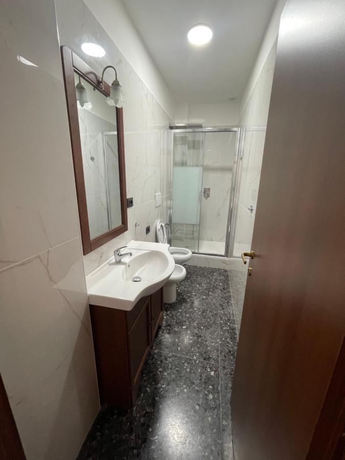Due Passi Dal Mare Hotel Savona Exterior photo